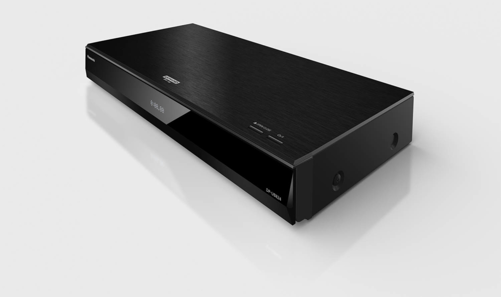 Schräg oben Ansicht mit Knöpfen vom Panasonic DP-UB824 4K UHD Blu-ray Disc Player