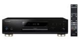 Pioneer UDP-LX500 UHD Blu-ray Disc Player Frontansicht mit Fernbedienung